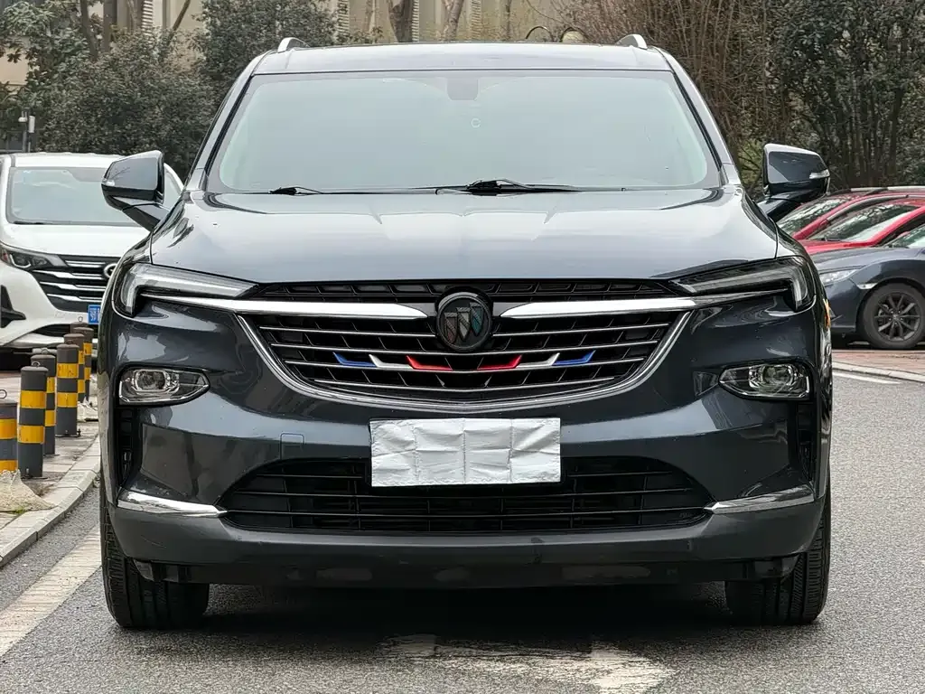 Buick Enclave — фото 1