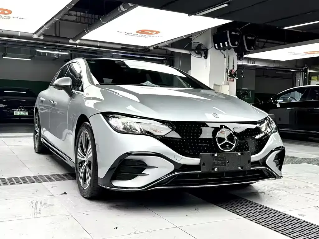Mercedes-Benz EQE — фото 10