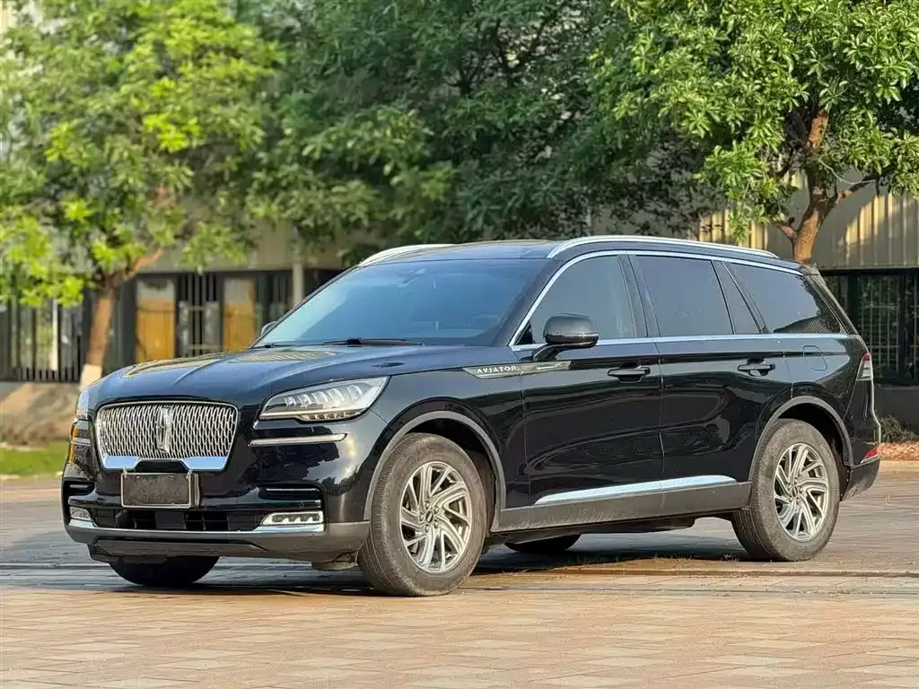 Lincoln Aviator — фото 1