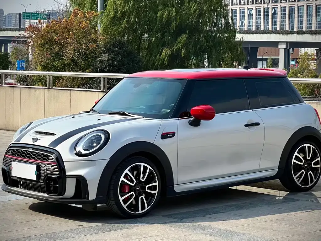 MINI JCW (John Cooper Works) — фото 4