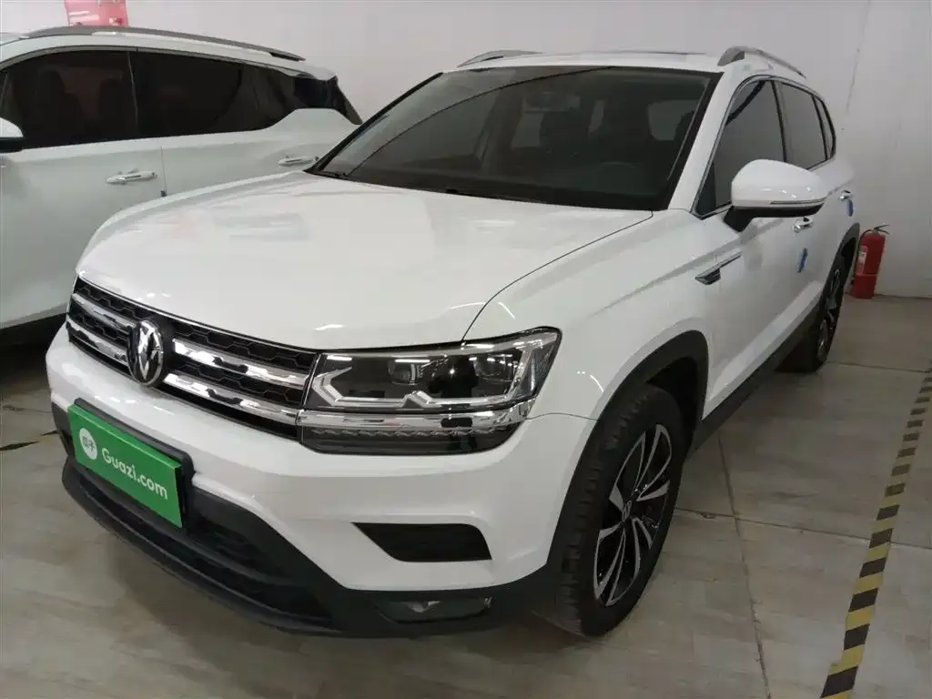 Volkswagen Tharu — фото 1