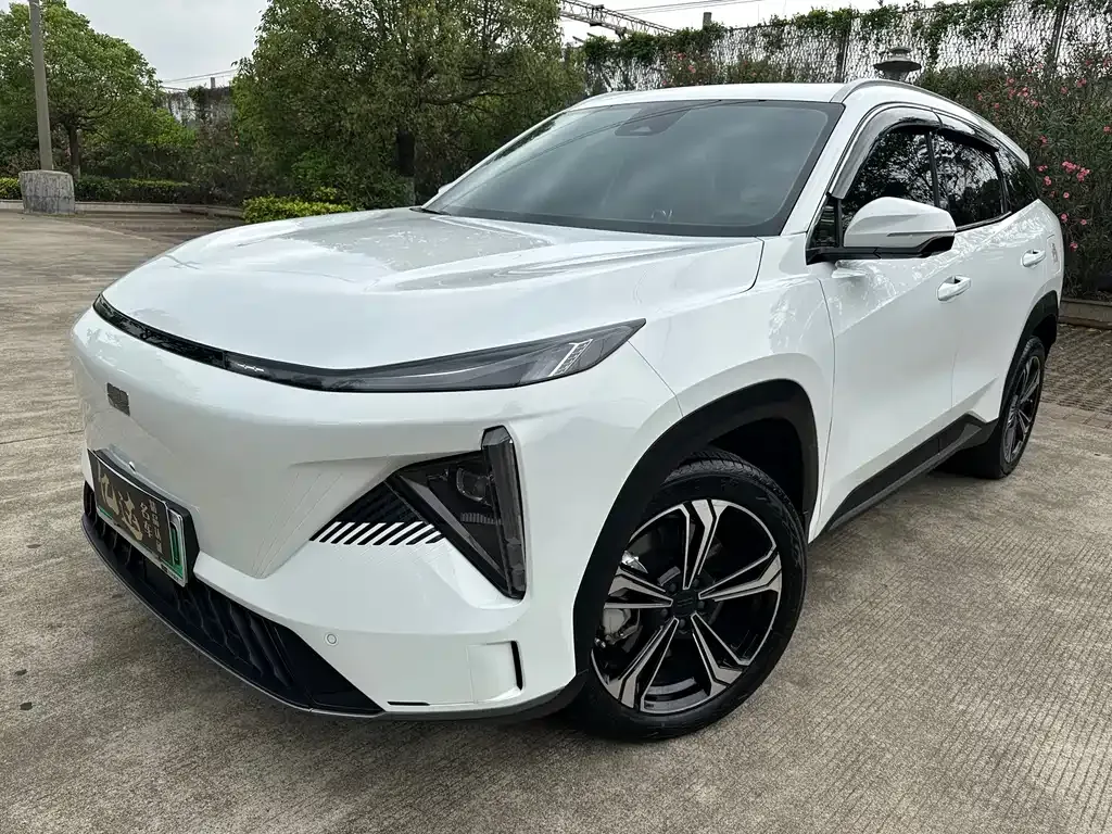 Geely Galaxy L7 — фото 1