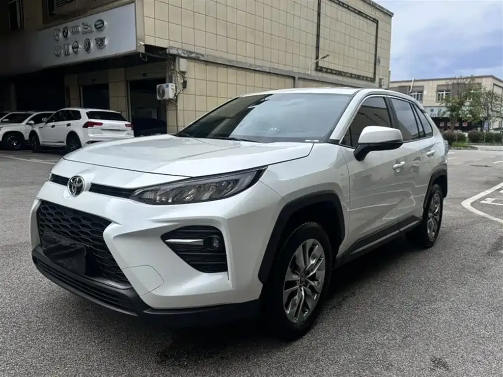 Toyota Wildlander — фото 1