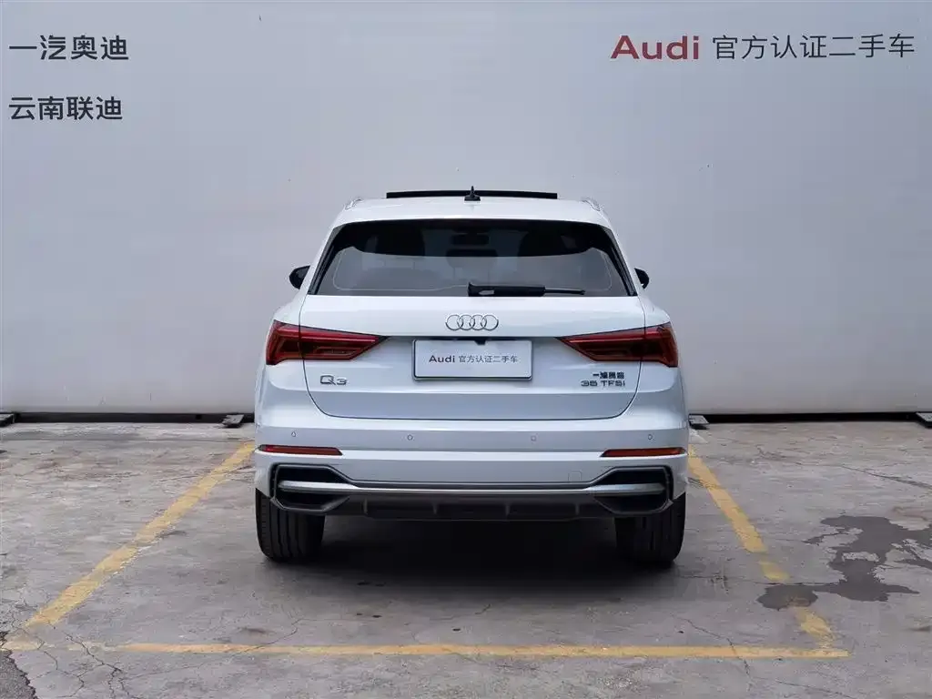 Audi Q3 — фото 10