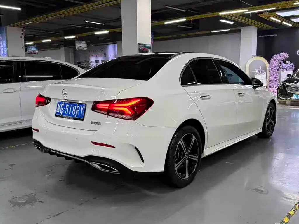 Mercedes-Benz A-Class — фото 7