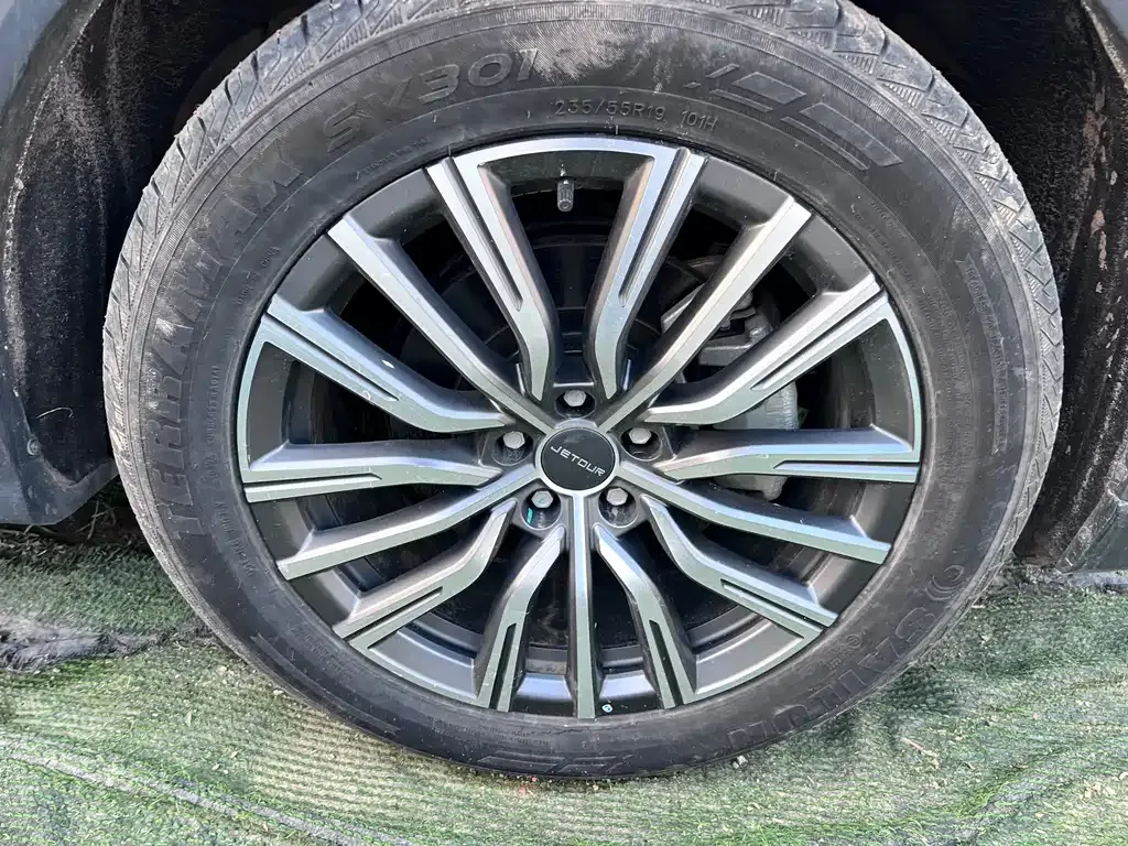 Jetour X70 PLUS — фото 10