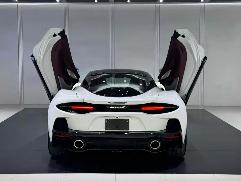 McLaren GT — фото 2