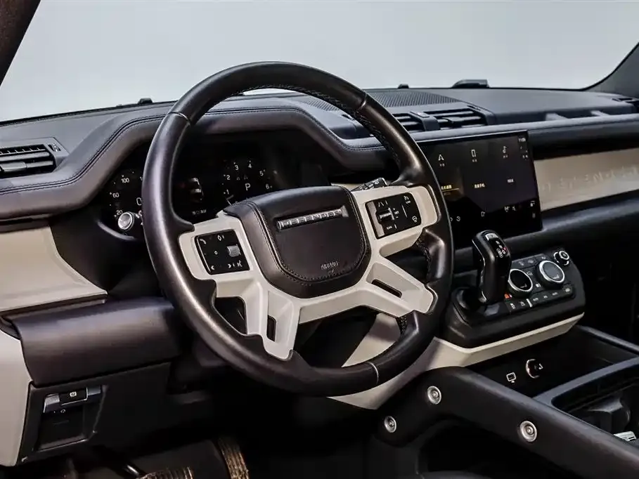 Land Rover Defender — фото 6