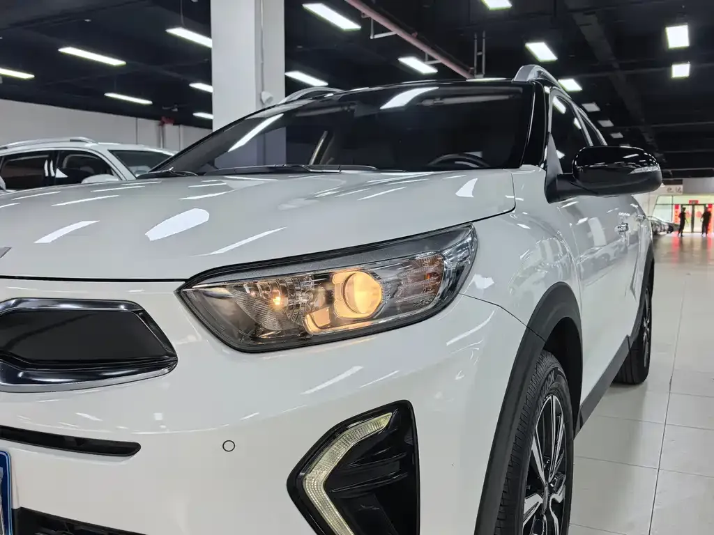 Kia KX1 — фото 3