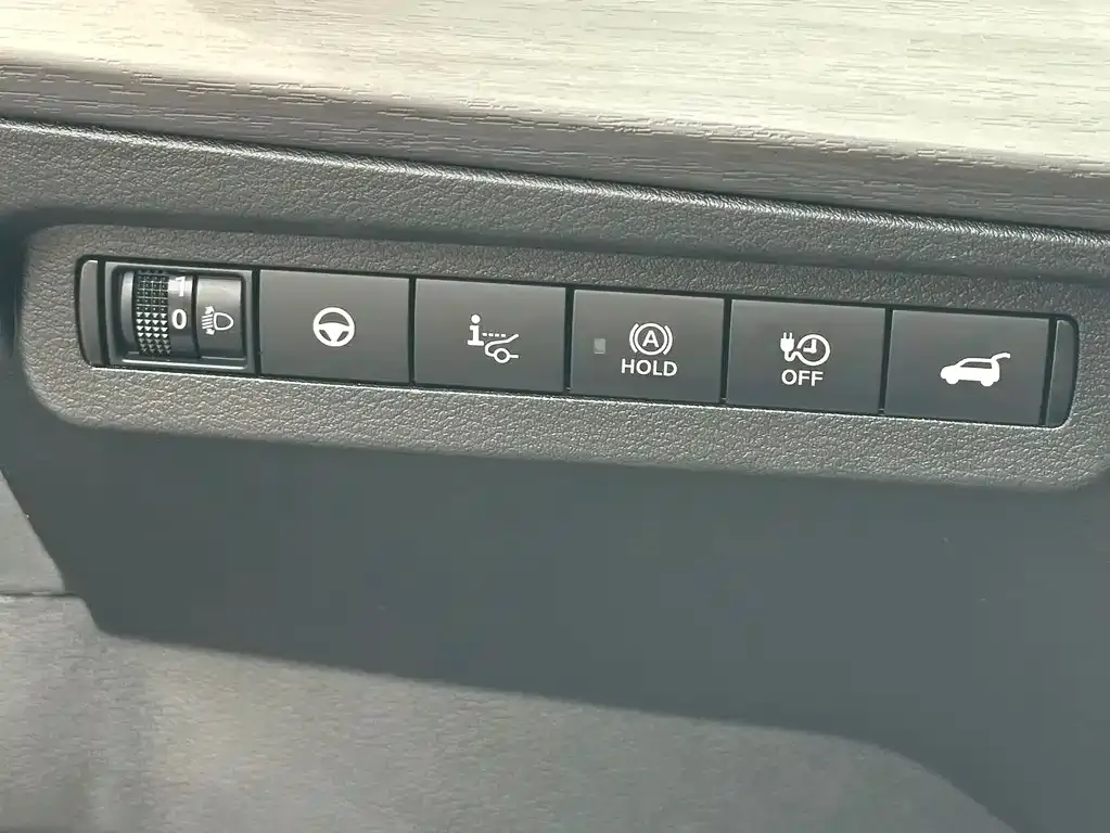 Nissan Ariya — фото 2