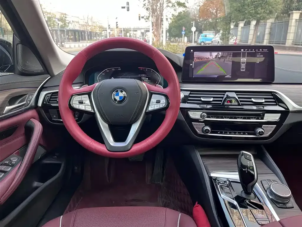 BMW 5 Series — фото 2