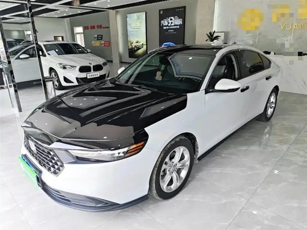 Honda Accord — фото 1