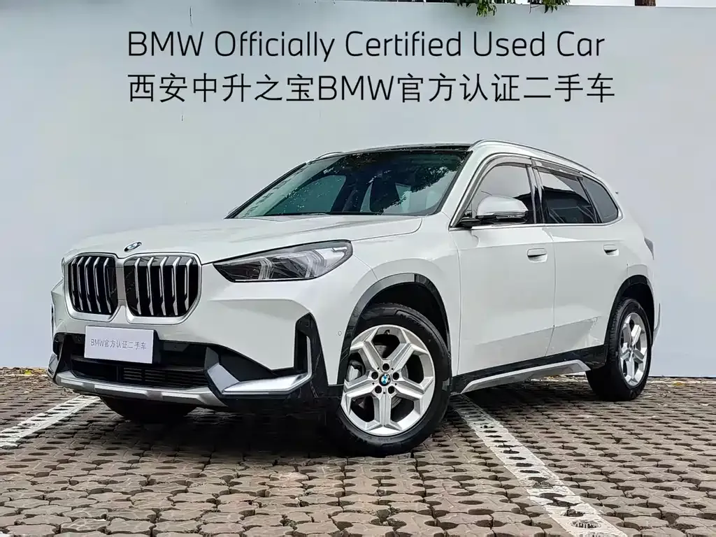 BMW X1 — фото 1