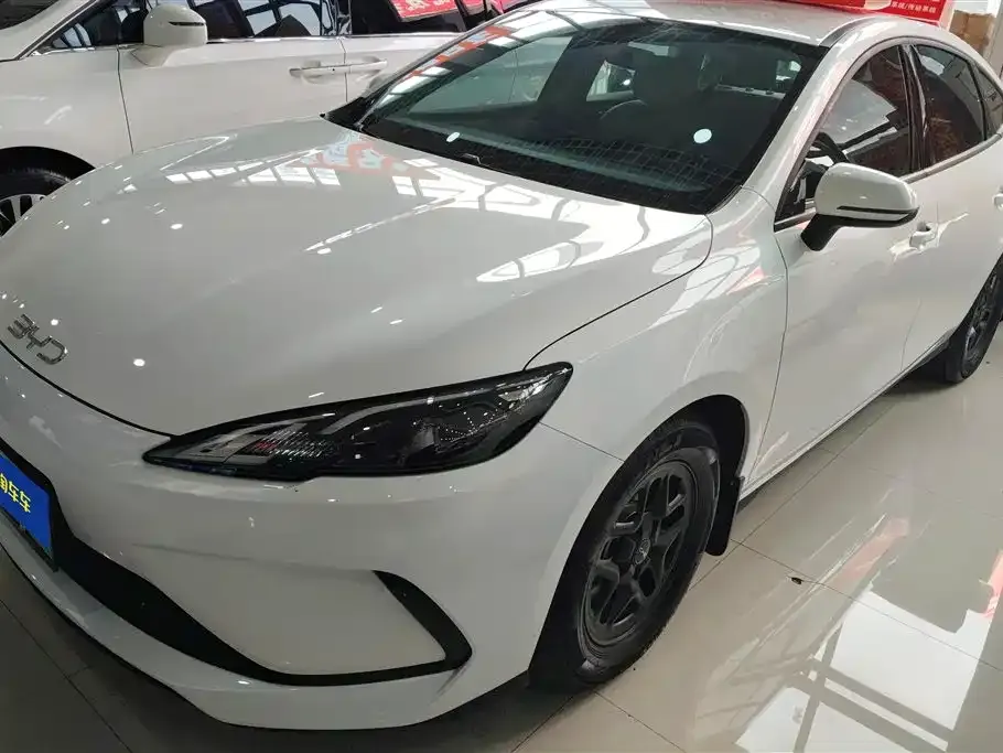 BYD Seal 05 DM-i — фото 1