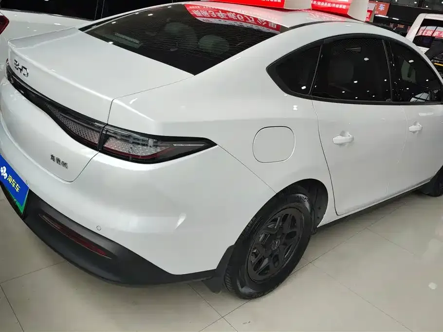 BYD Seal 05 DM-i — фото 2