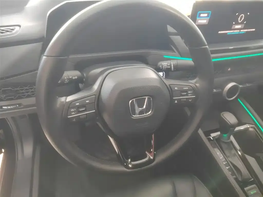 Honda Accord — фото 4