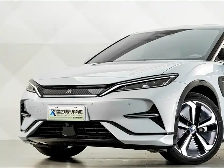 BYD L EV — фото 10