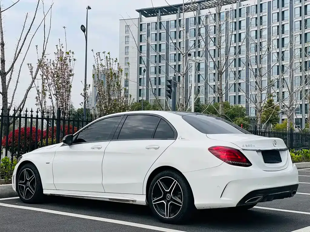 Mercedes-Benz C-Class — фото 9