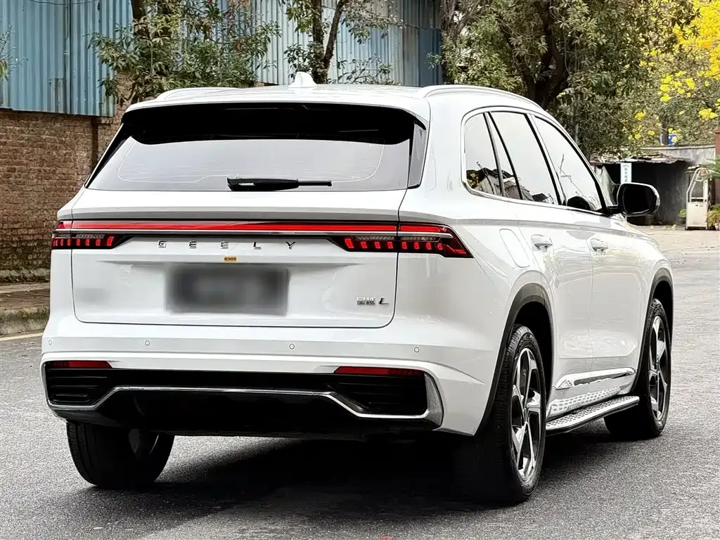 Geely Xingyue L — фото 7
