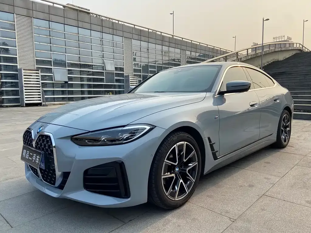 BMW 4 Series — фото 1