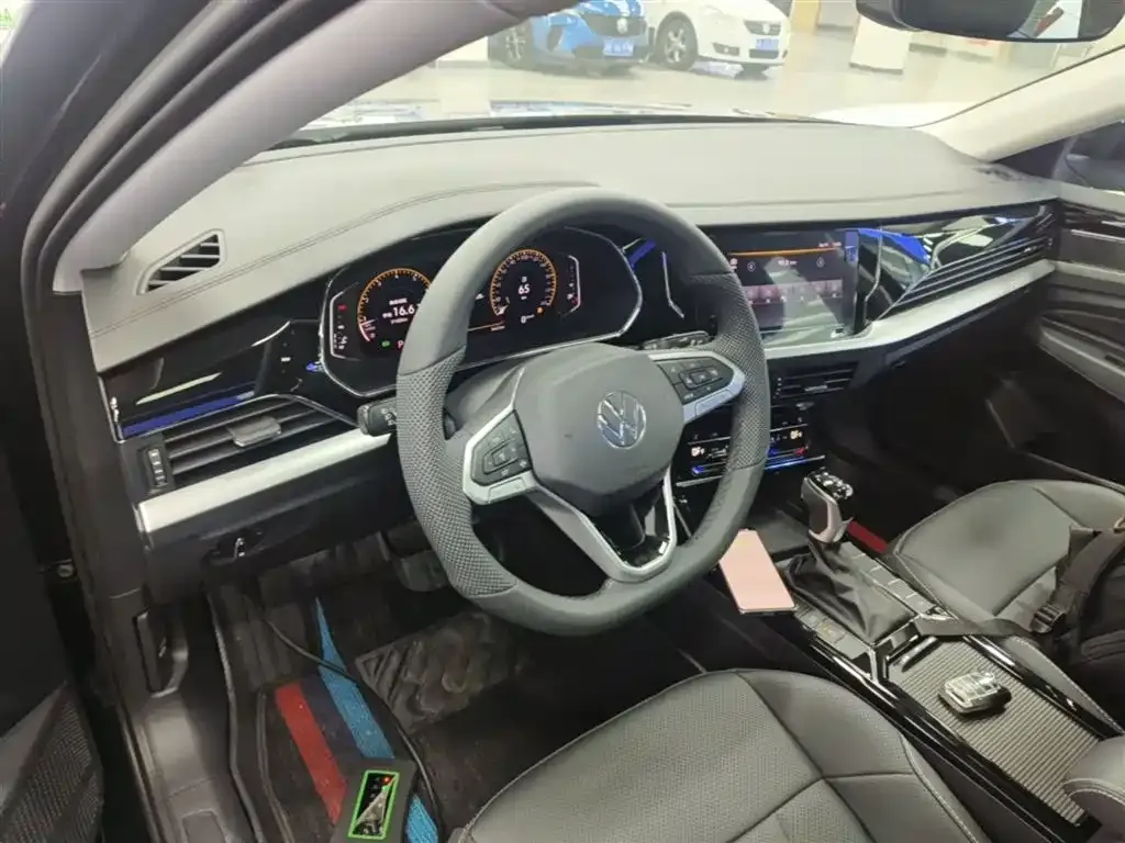 Volkswagen Passat — фото 2
