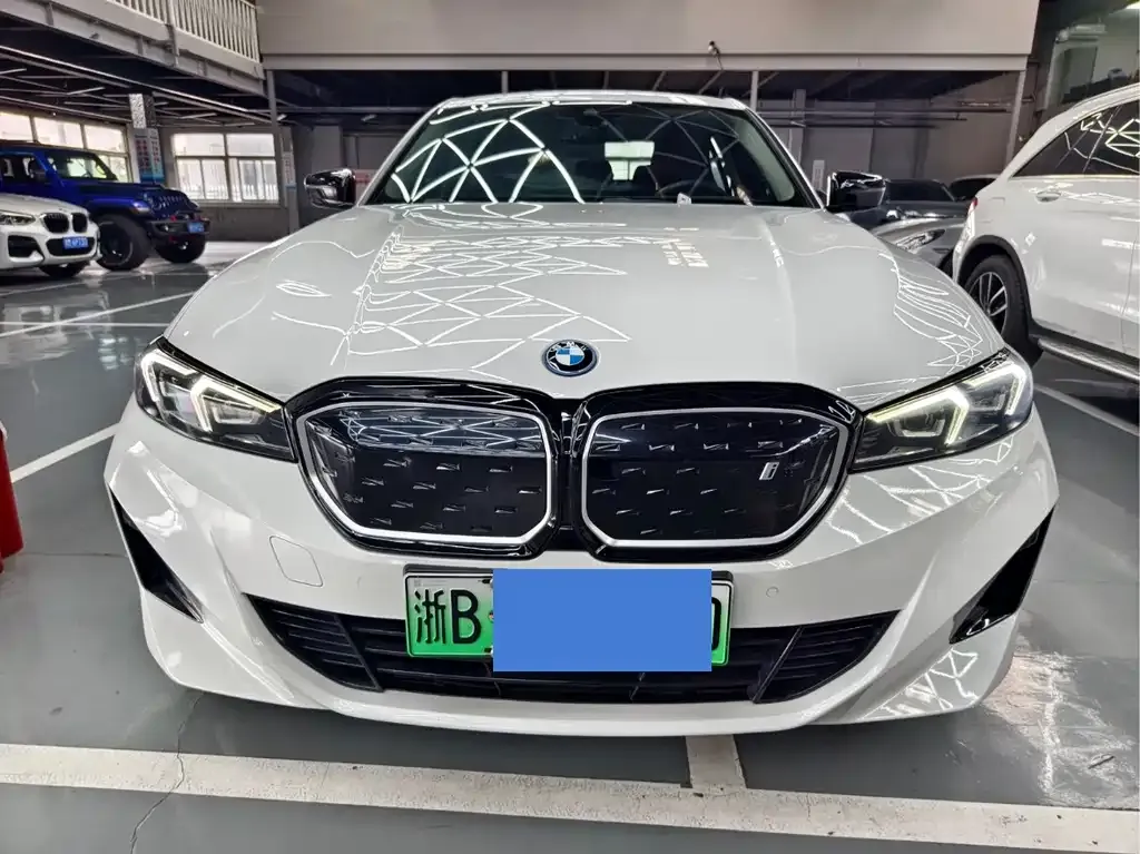 BMW i3 — фото 9