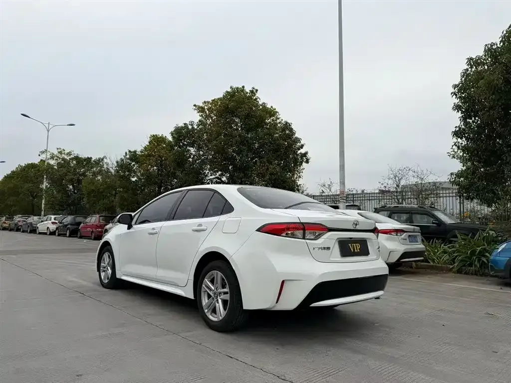 Toyota Levin — фото 10