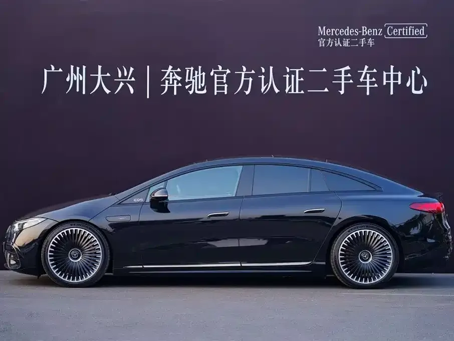 Mercedes-Benz EQS AMG — фото 8