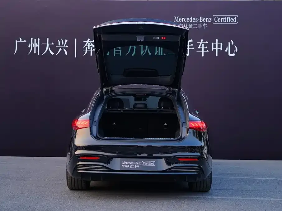 Mercedes-Benz EQS AMG — фото 3