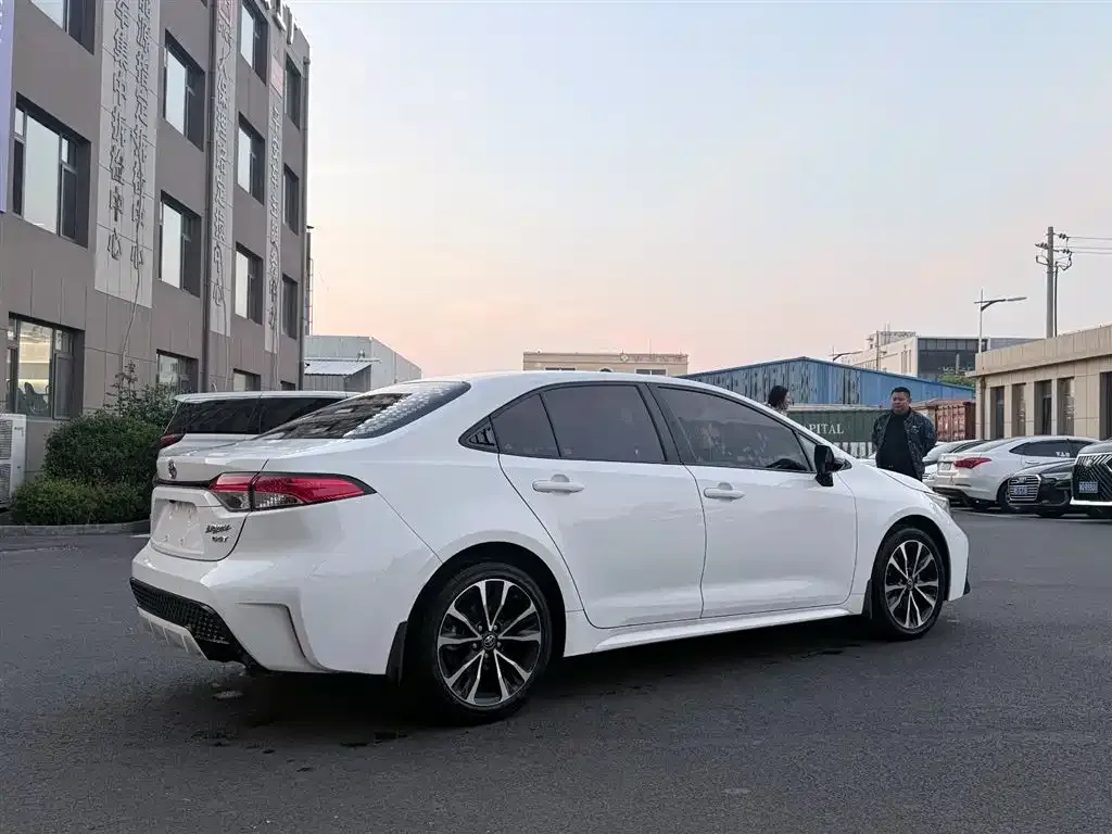 Toyota Levin — фото 10