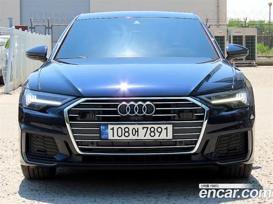 Audi A6 — фото 1