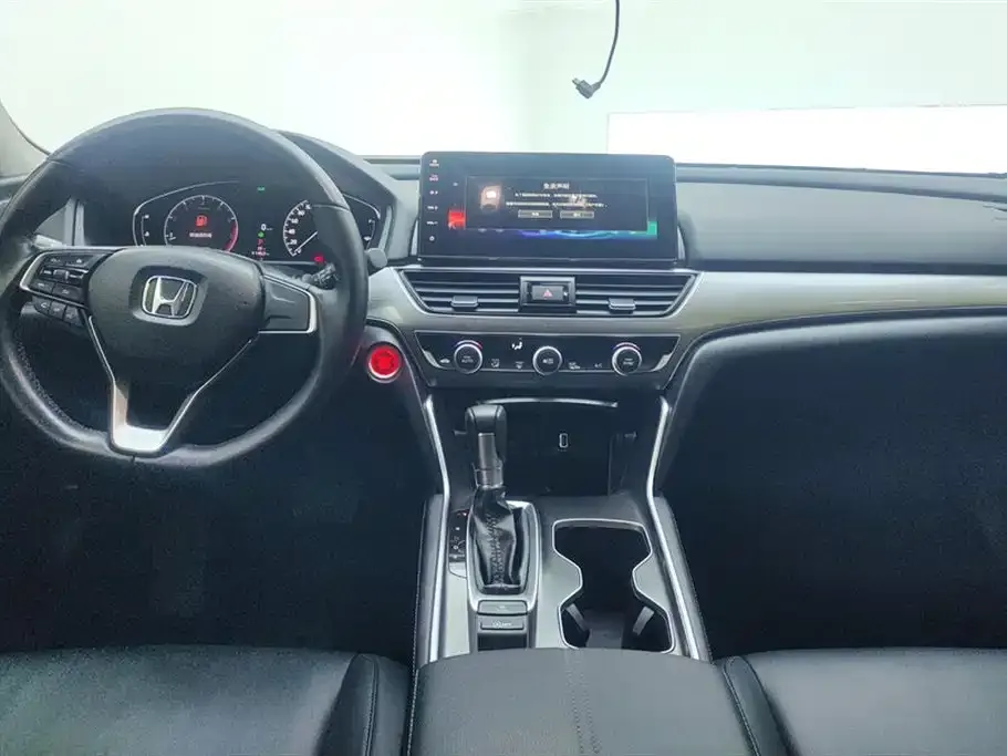 Honda Accord — фото 3