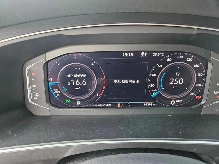 Volkswagen Tiguan — фото 8