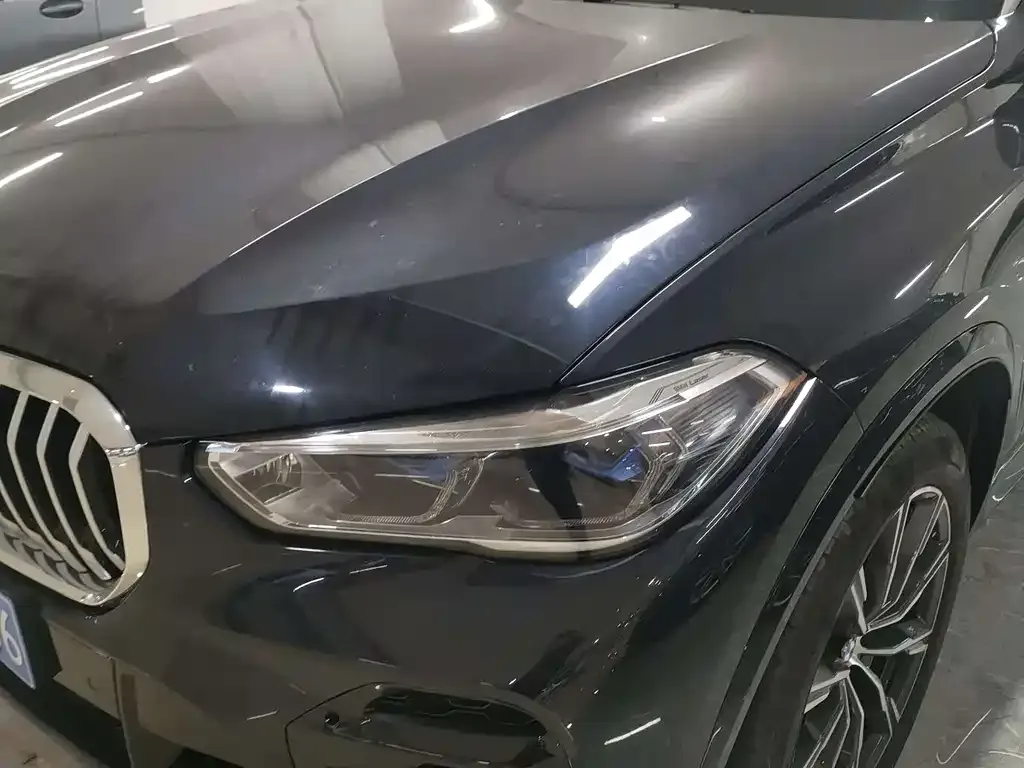 BMW X5 (Import) — фото 2
