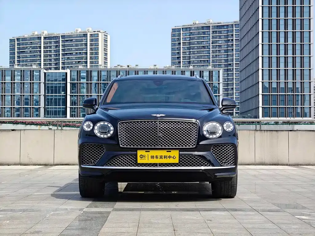 Bentley Bentayga — фото 3