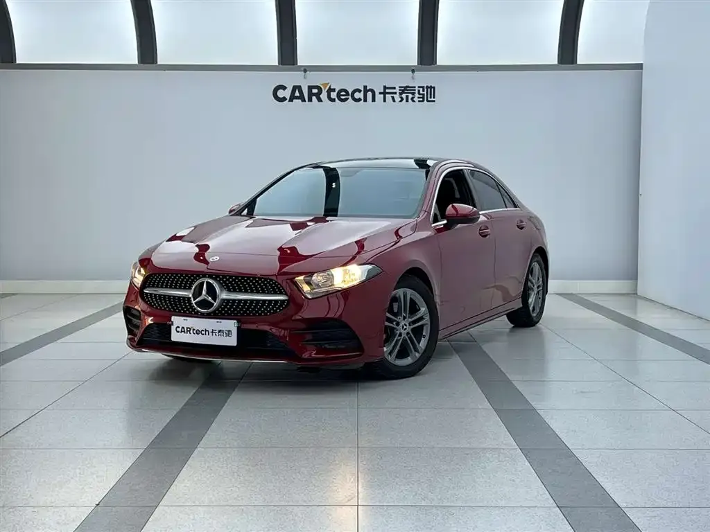 Mercedes-Benz A-Class — фото 1