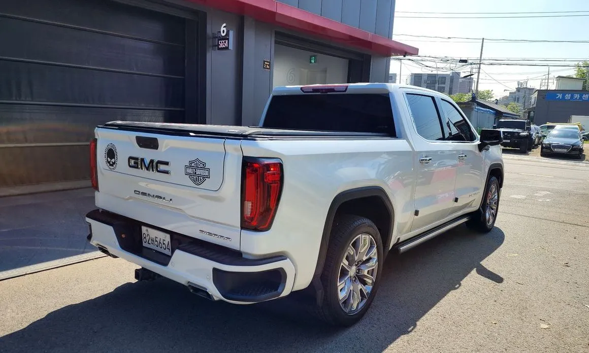 GMC Sierra — фото 6