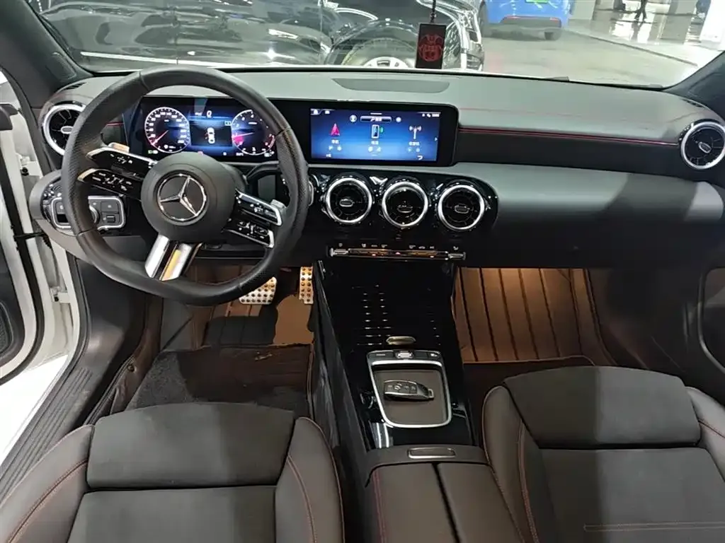 Mercedes-Benz CLA (Import) — фото 2