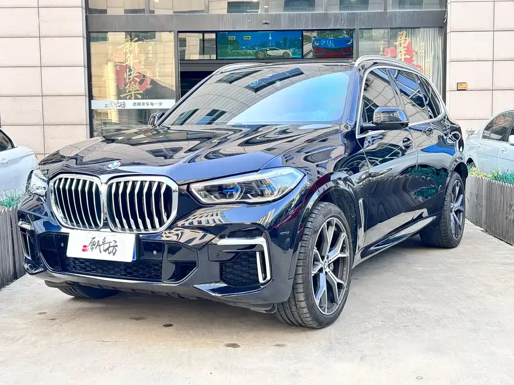 BMW X5 — фото 1