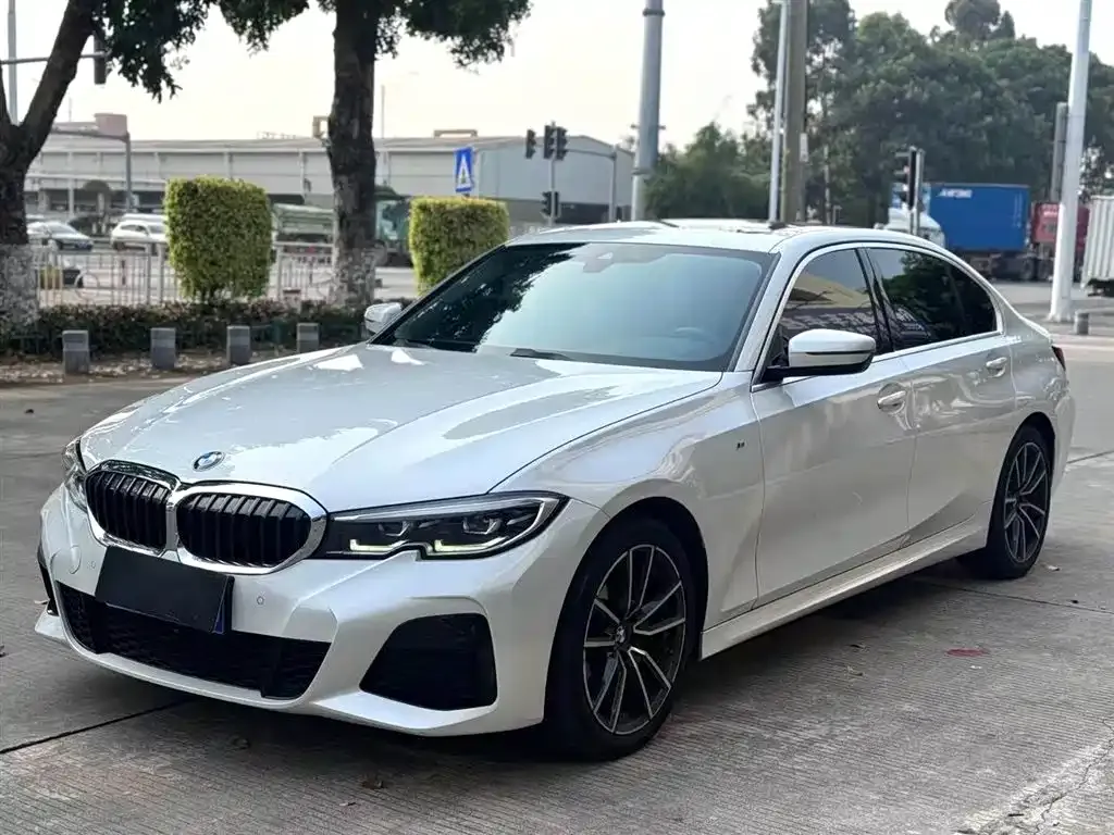 BMW 3 Series — фото 1