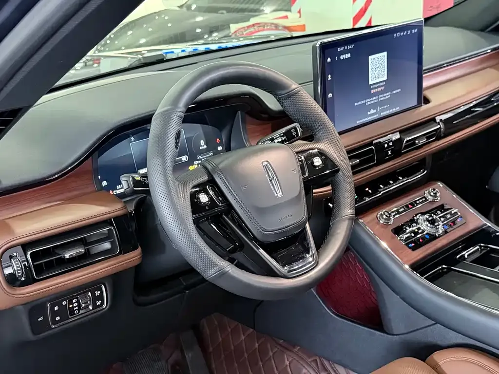 Lincoln Aviator — фото 9