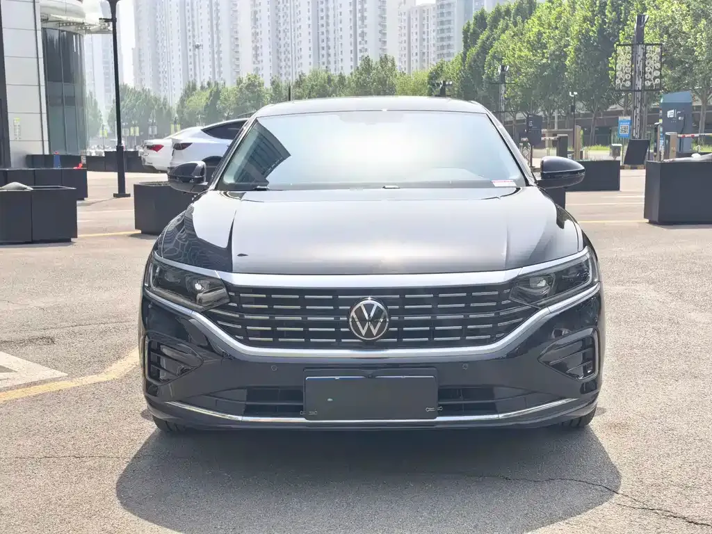 Volkswagen Passat — фото 4