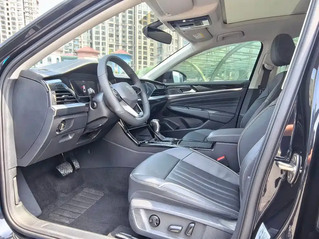 Volkswagen Passat — фото 7
