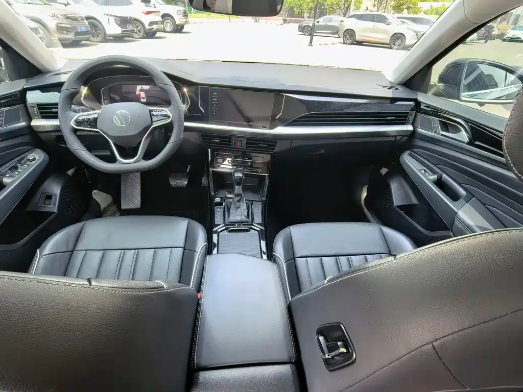 Volkswagen Passat — фото 6