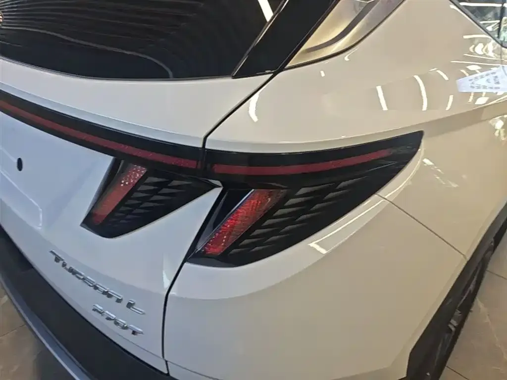 Hyundai Tucson — фото 2