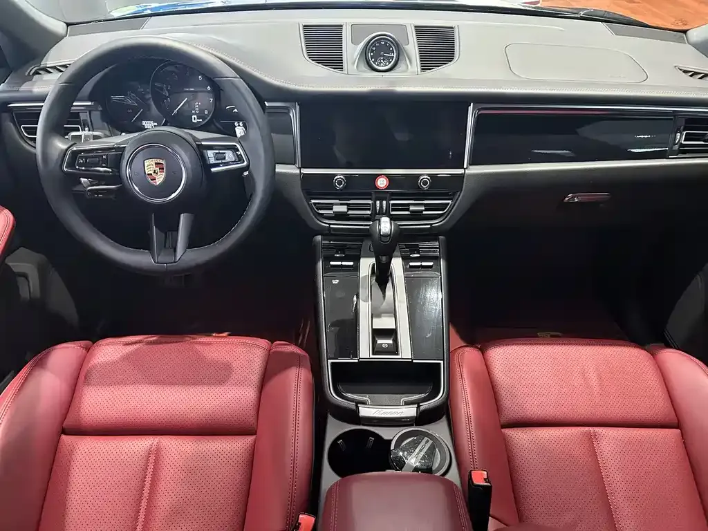 Porsche Macan — фото 10