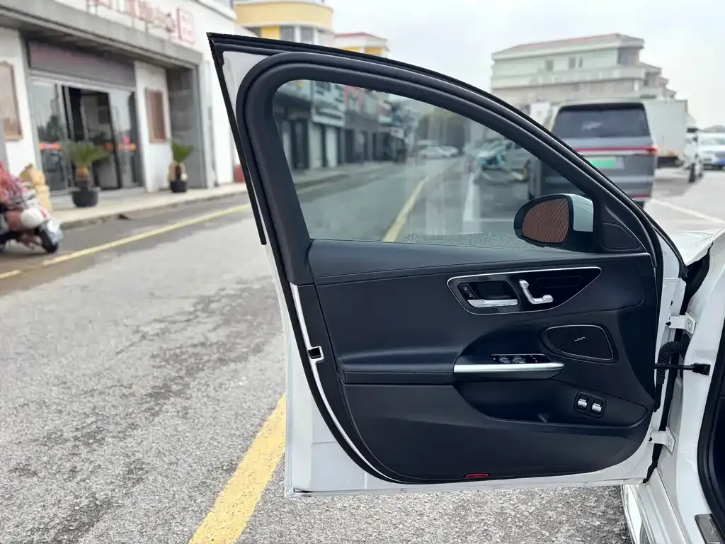 Mercedes-Benz C-Class New Energy — фото 3