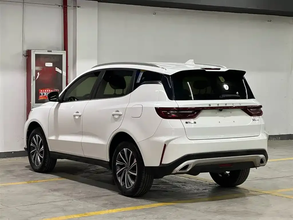 Geely Vision X6 — фото 7