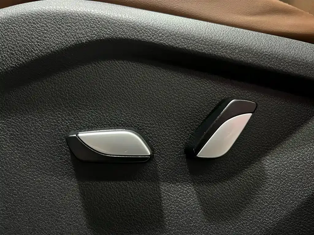 Geely Vision X6 — фото 10