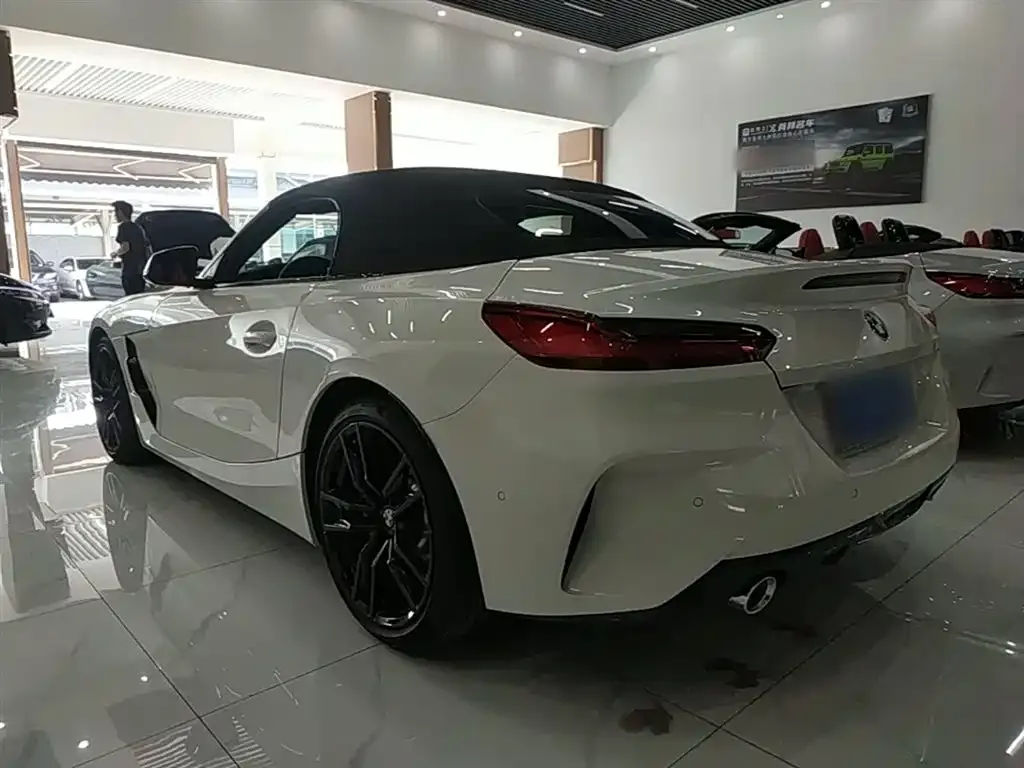 BMW Z4 — фото 3